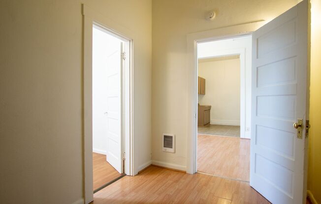 2 beds, 1 bath, $1,345, Unit 214