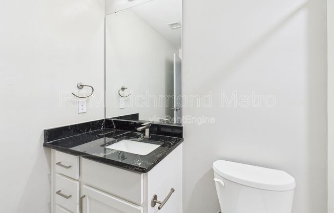 2 beds, 2 baths, 900 sqft, $1,573, Unit 120