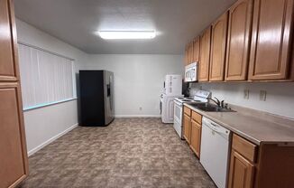 2 beds, 1 bath, 500 sqft, $1,395, Unit 1448 Hood Road #B