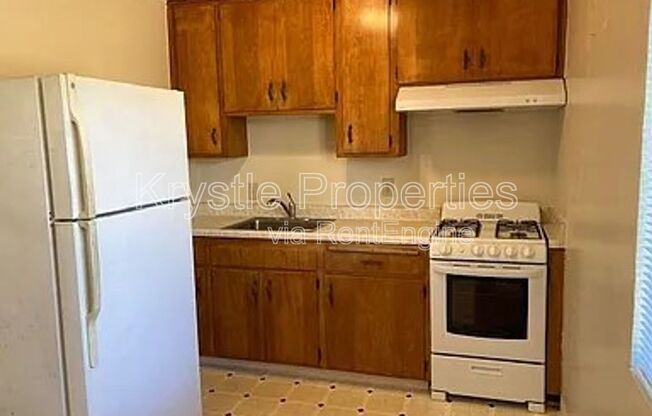 135 W F ST