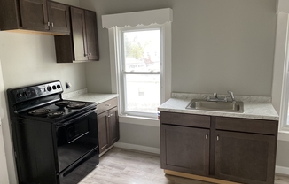 2 beds, 1 bath, 900 sqft, $2,200, Unit 2