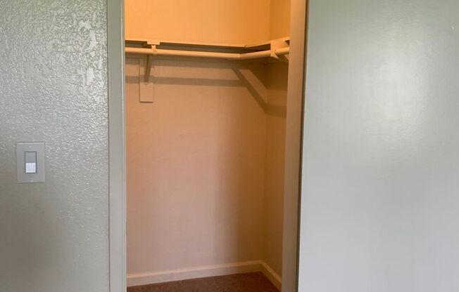 1 bed, 1 bath, 530 sqft, $1,240, Unit 689-02