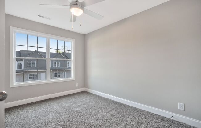 3 beds, 2.5 baths, 1,300 sqft, $1,500, Unit 41