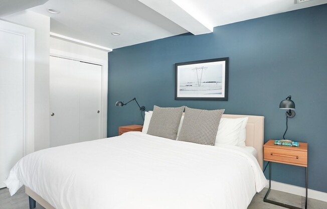 2 beds, 2 baths, $5,600, Unit 505