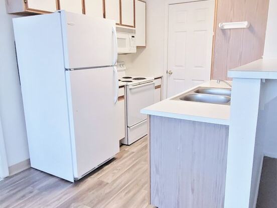 1 bed, 1 bath, 791 sqft, $1,045, Unit 697 - 203