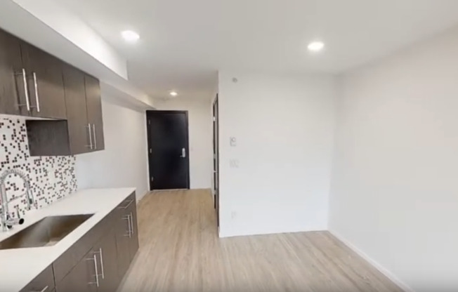 Studio, 1 bath, 306 sqft, $1,132, Unit 514 FURNISHED