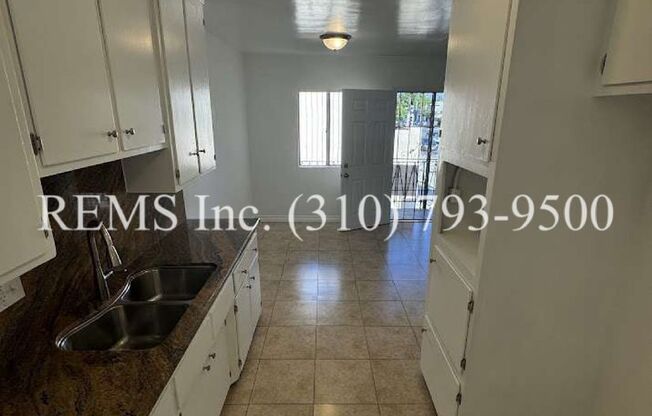 1 bed, 1 bath, 700 sqft, $1,650