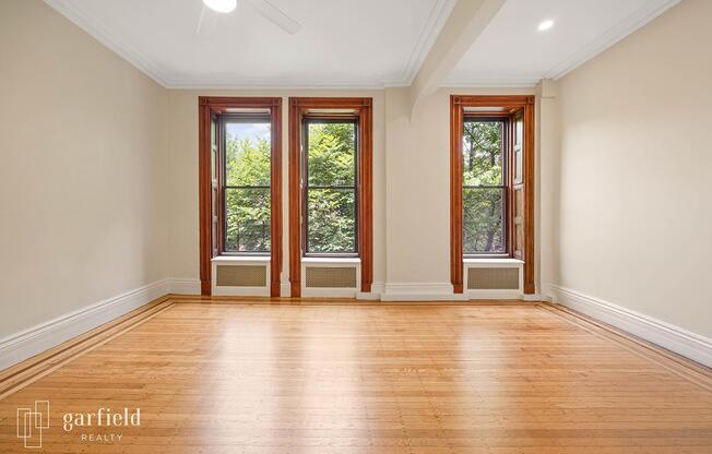 462 8 ST