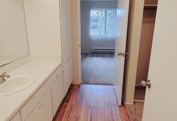 1 bed, 1 bath, 600 sqft, $2,400, Unit 610