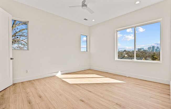 2206 Arroyo Ave Townhomes