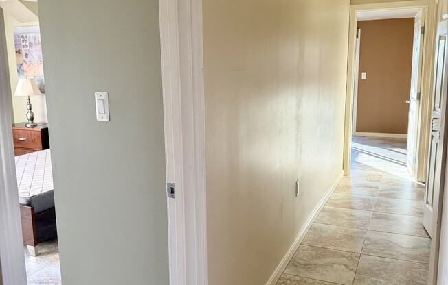 3 beds, 2 baths, 1,644 sqft, $4,600, Unit 711