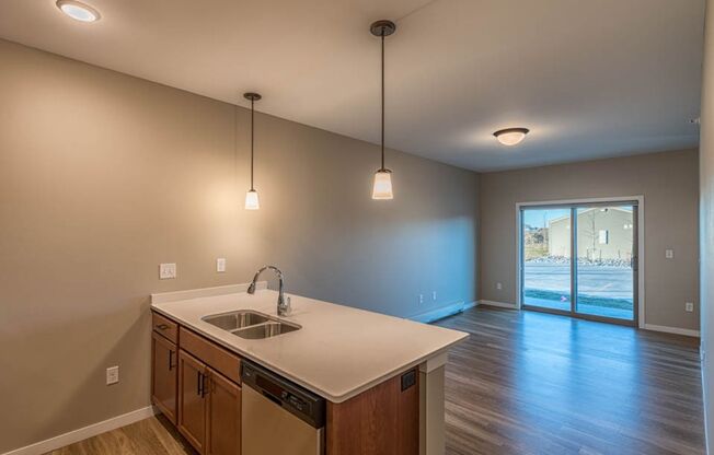 Studio, 1 bath, 611 sqft, $1,025, Unit 101