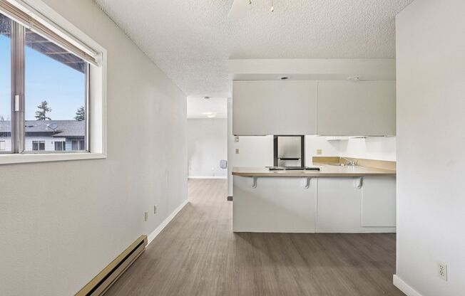 Studio, 1 bath, 400 sqft, $1,149, Unit 59