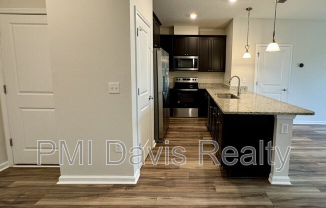57 SILVER FERN DR