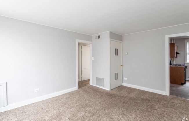1 bed, 1 bath, 658 sqft, $1,115, Unit 007