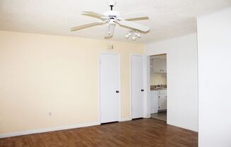 1 bed, 1 bath, $1,100, Unit APARTMENT 118