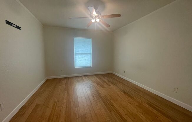 2 beds, 1 bath, $1,800