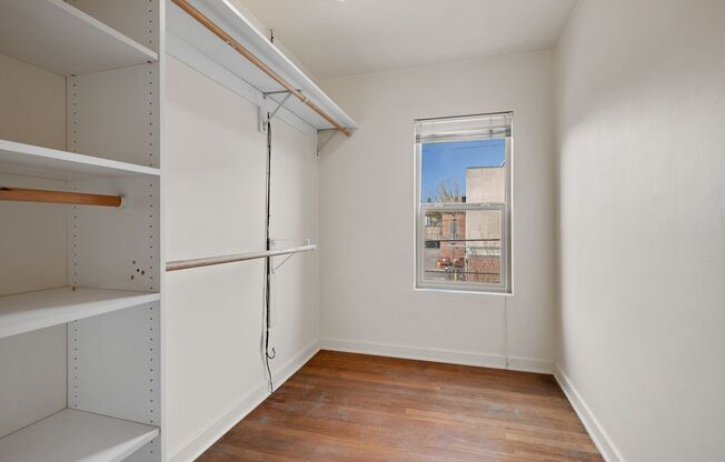 Studio, 1 bath, 576 sqft, $1,495, Unit 204