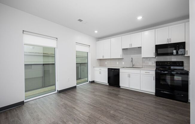 Studio, 1 bath, 427 sqft, $1,060, Unit 801