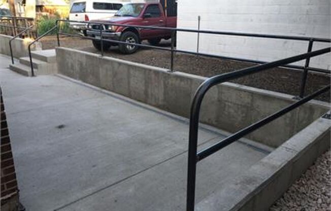 3 beds, 1 bath, 1,027 sqft, $1,299, Unit 203