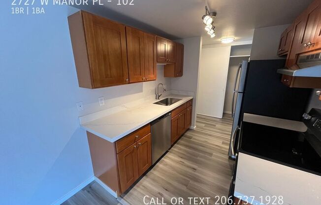 2727 W MNR PL