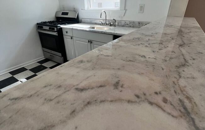 1 bed, 1 bath, 750 sqft, $1,725, Unit 282-03