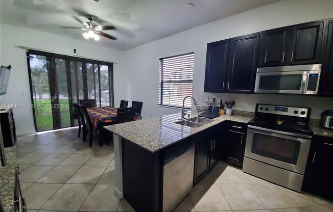9194 SW 36 ST
