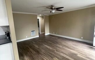 2 beds, 1 bath, $2,595, Unit UNIT A