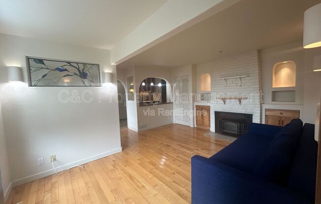 1194 STERLING AVE