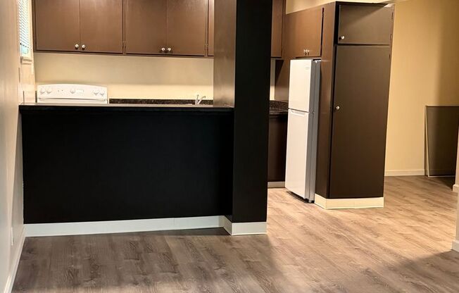 1 bed, 1 bath, 454 sqft, $2,395, Unit 8
