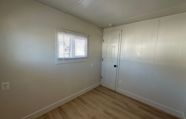 2 beds, 1 bath, 600 sqft, $1,199, Unit T18