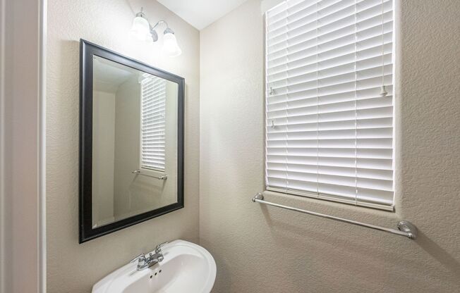 3697 WESTEROS LNDG AVE