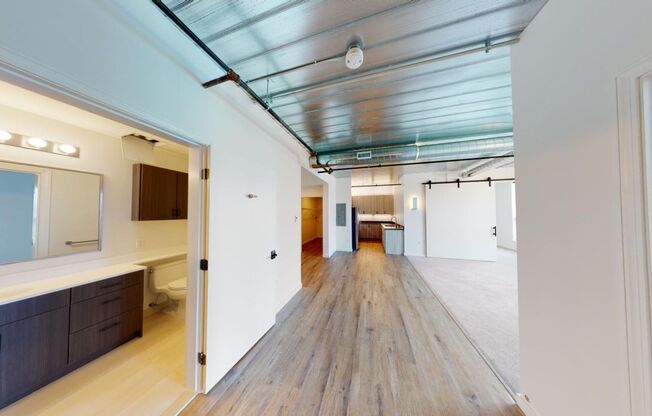 2 beds, 1 bath, 1,008 sqft, $2,295, Unit Unit 305