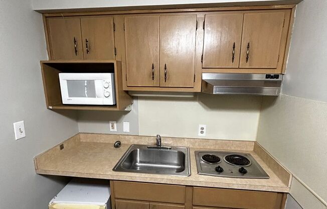 1 bed, 1 bath, $1,200