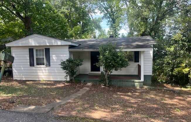 Spacious 3 Bedroom 1 Bath Home on Quiet Culdesac **Pending Application**