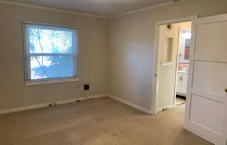 1 bed, 1 bath, $2,400, Unit 6