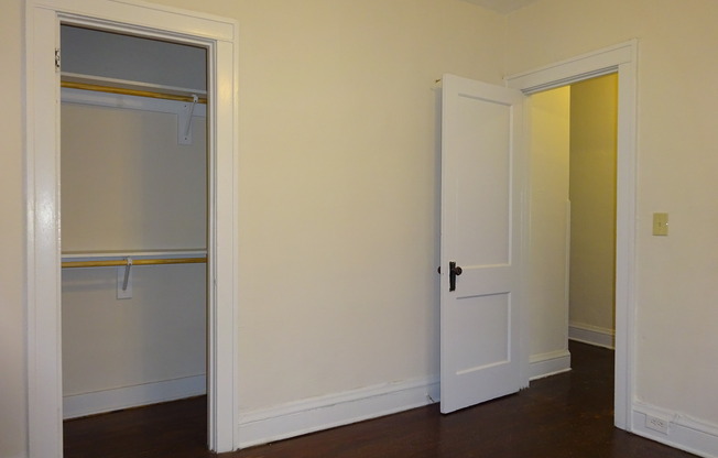 1 bed, 1 bath, 620 sqft, $950, Unit 201