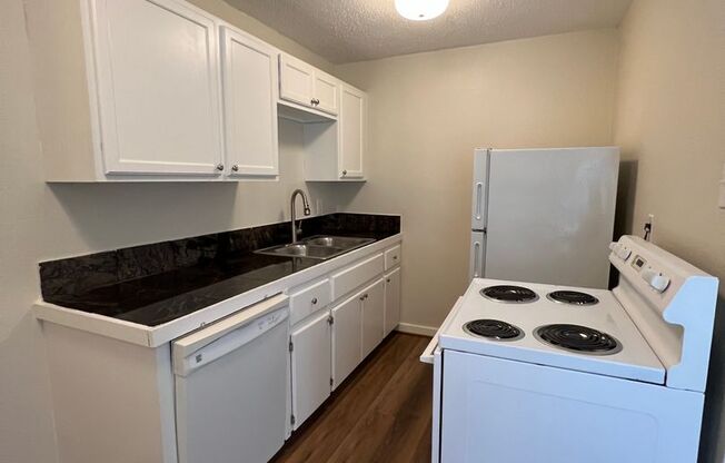 1 bed, 1 bath, $750, Unit SC516