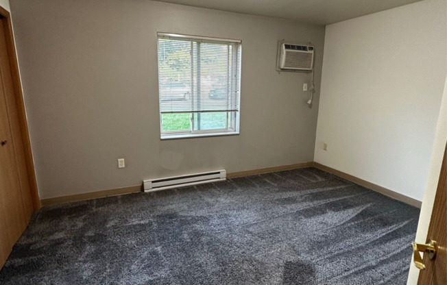 3 beds, 2 baths, 1,200 sqft, $1,425, Unit TE218X-117