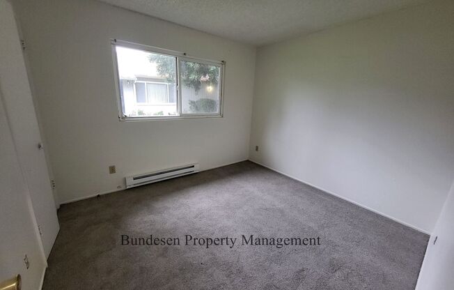 3 beds, 2 baths, $2,700