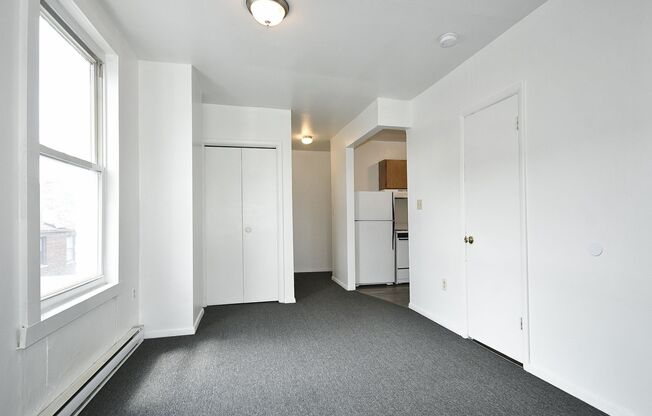 1 bed, 1 bath, $725, Unit Unit 6