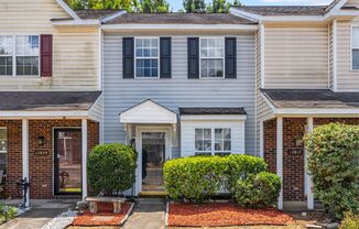Great 2 bdrm Townhome in Steele Creek area of S. Charlotte!