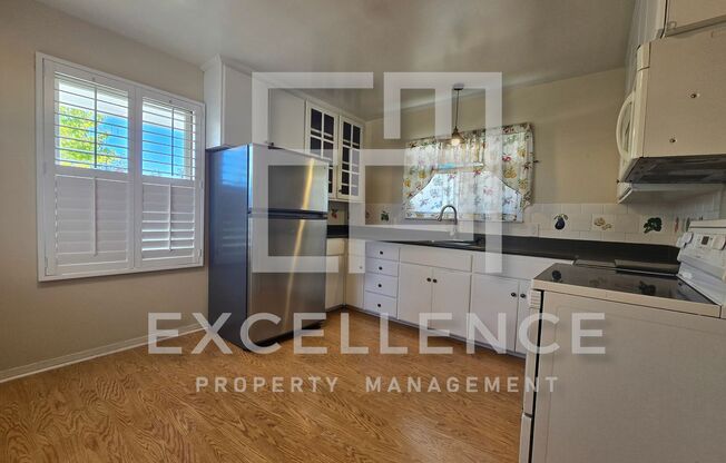 4/2 House With Yard, Hardwood Floors, Pets Negotible