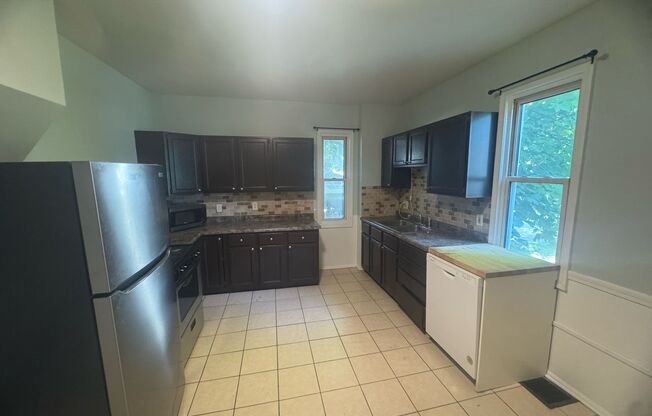 Charming Two-Bedroom Home Awaits!