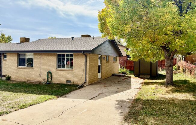 Charming Two Bedroom in Desirable Arvada Neighborhood