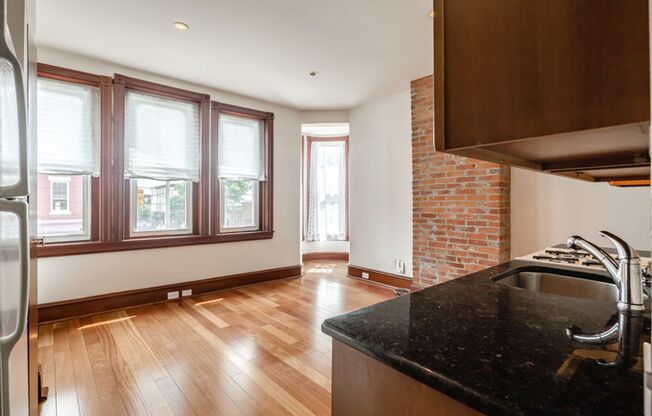 2739 W Girard Ave [DNM]