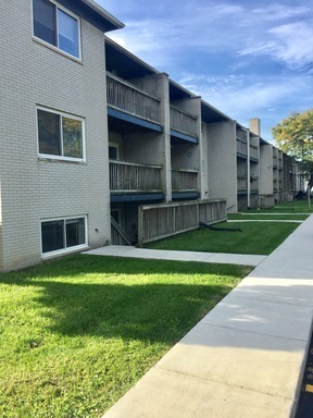 1 bed, 1 bath, 700 sqft, $1,095, Unit 35