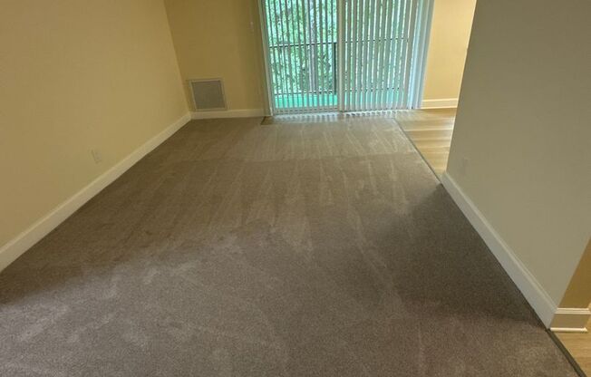 1 bed, 1 bath, 745 sqft, $1,825, Unit 14233 #302