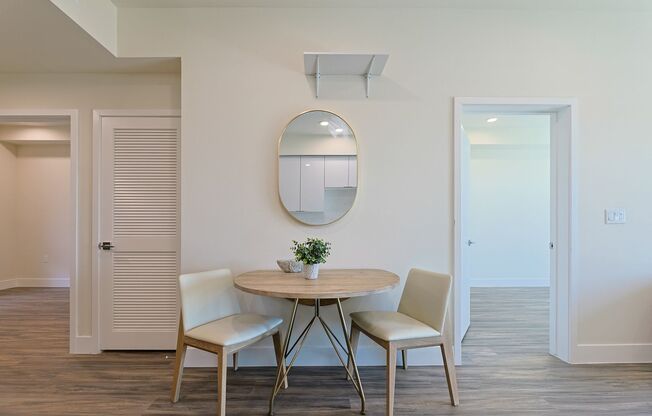 2 beds, 2 baths, 811 sqft, $1,475