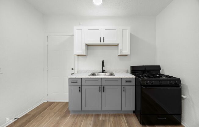 7801 S Essex